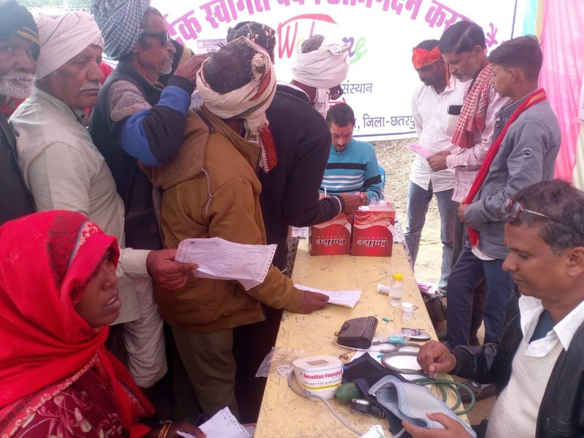 Prakriti Raksha environmental activity with community members