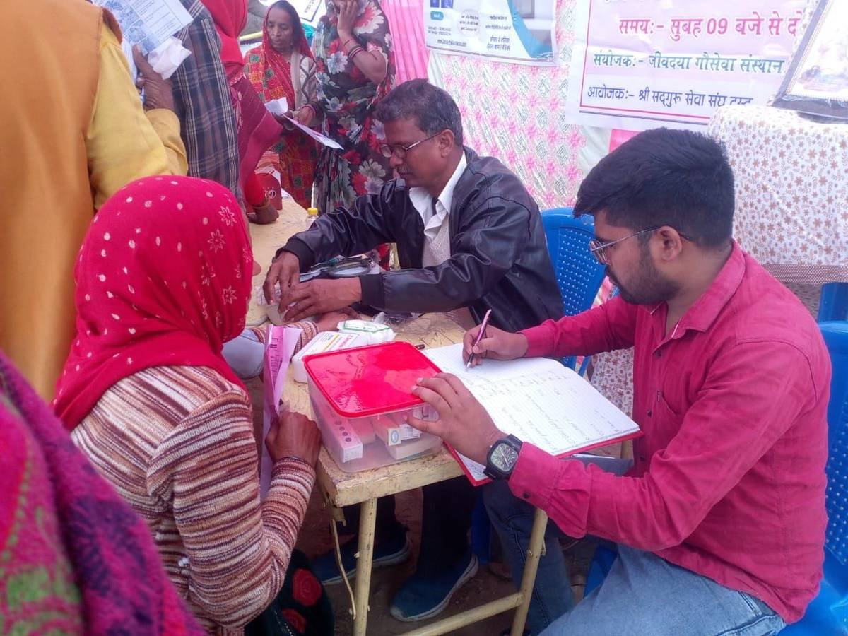Community members participating in environmental sustainability drive